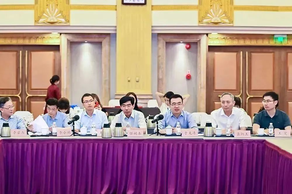 中國招標(biāo)投標(biāo)協(xié)會招標(biāo)代理機構(gòu)專業(yè)委員會換屆會議暨第三屆第一次工作會議在京成功召開